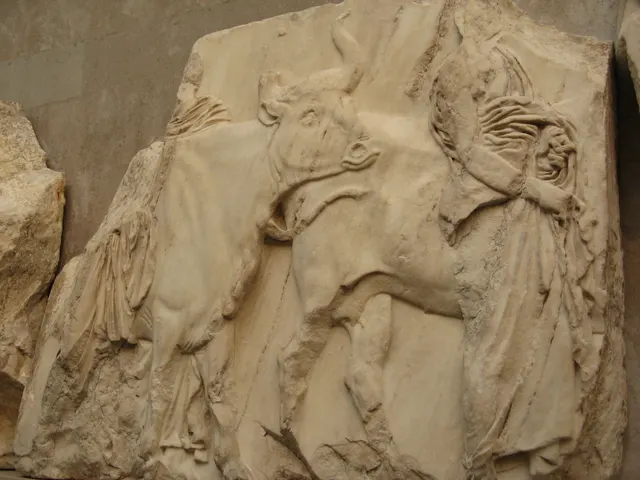 Friso sul do Partenon, escultura ática do século V a.C.